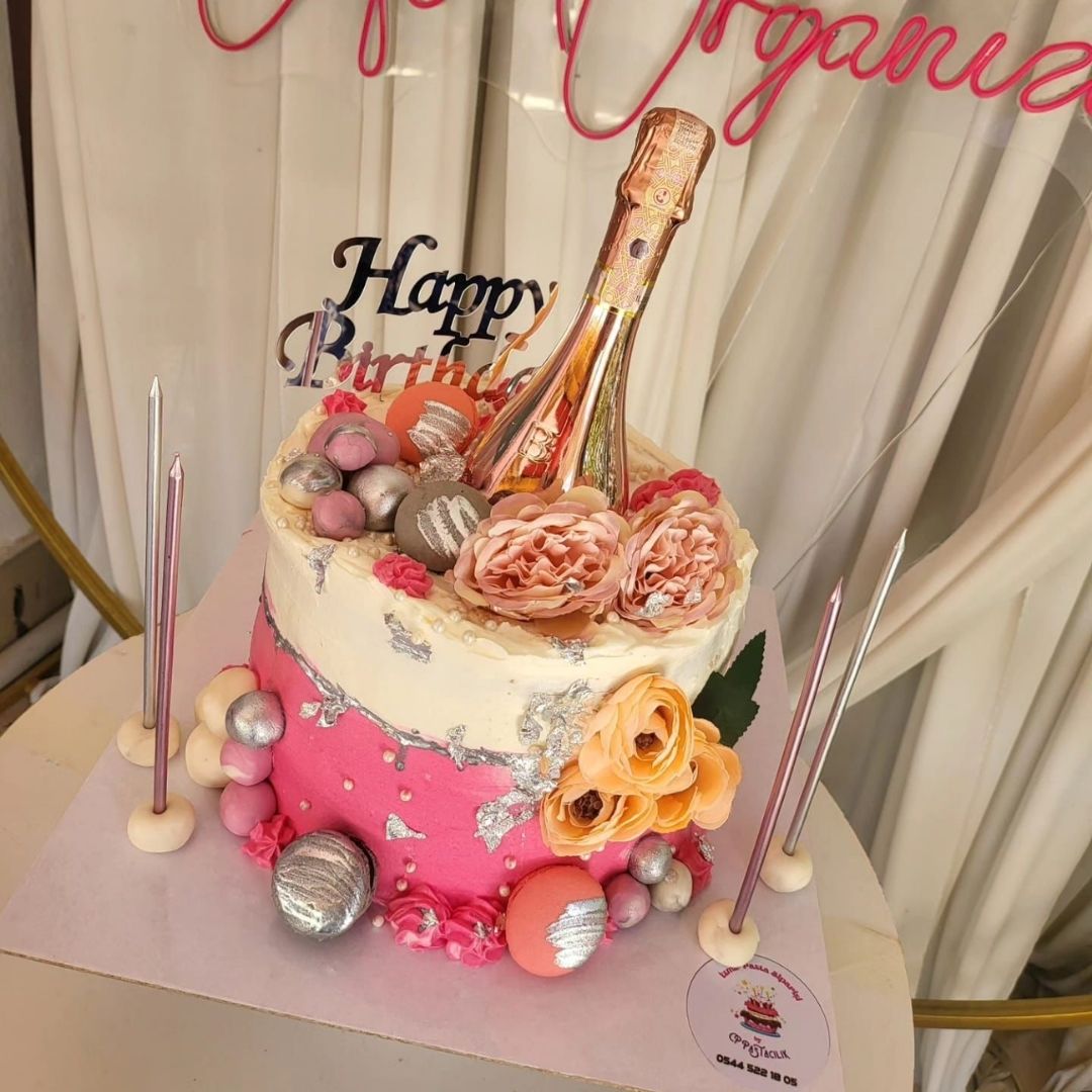 Şemikler Pasta Siparişi